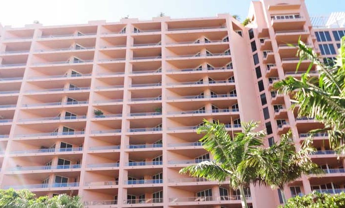 Gables Club Tower I Condominiums at Coral Gables for sale and rent